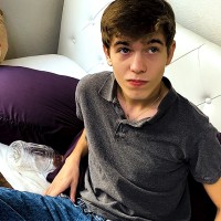 Levi Rhodes - Picture 1