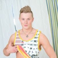 Blonde euro boy - Picture 1
