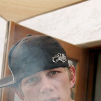 Ian Madrox smokes - Picture 15