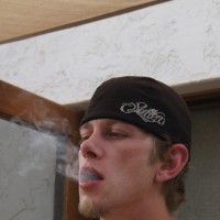 Ian Madrox smokes - Picture 21