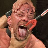 Three slaves for Van Darkholme - Picture 15