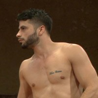Six Studs - Picture 21