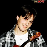 Hot brunette boy - Picture 2