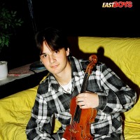 Hot brunette boy - Picture 6