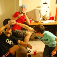 Drunk guys - Picture 13