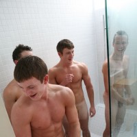 2 Four 2 - Picture 11
