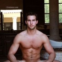 Hot muscle stud - Picture 8
