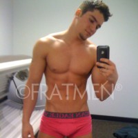 Julian - Picture 3