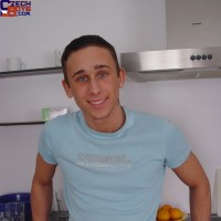 Czech stud posing naked - Picture 1