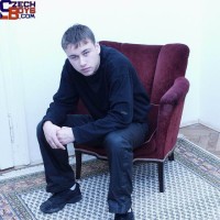 Uncut naked guy - Picture 1