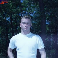Hard young stud outdoors - Picture 1