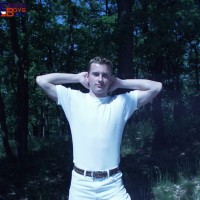 Hard young stud outdoors - Picture 2