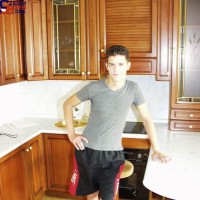 Romanin boy naked - Picture 3