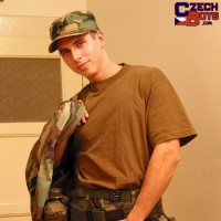 Miltary muscle man - Picture 5