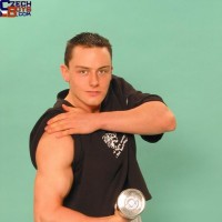 European stud naked - Picture 2