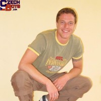 Amateur stud posing - Picture 2