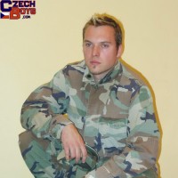 Military stud stripping - Picture 4