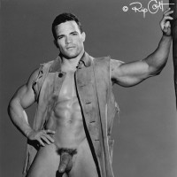 Don Arden posing naked - Picture 15
