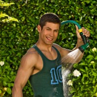 Arthur Gordon outdoors - Picture 9