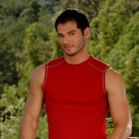 Hot muscle hunk - Picture 1