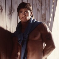 Lou Buckley naked - Picture 7