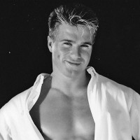 Cute muscled stud - Picture 6