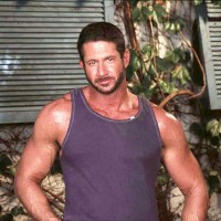 Todd Maxwell naked - Picture 2