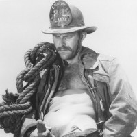 Vintage hunk Gus Kubeck - Picture 7