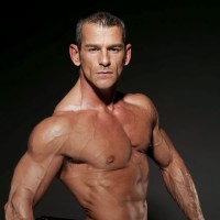 Muscle man naked - Picture 3