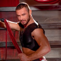 Jessy Ares in leather gear - Picture 6