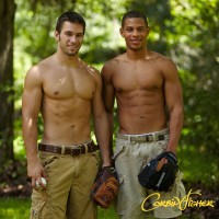 Two college studs - Picture 1