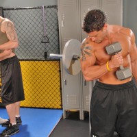 Cody Cummings and his workout buddies - Picture 3