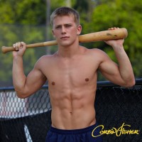 Hot young jock posing - Picture 2