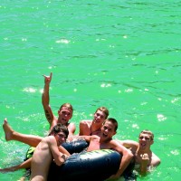 Five boys have sex outdoors - Picture 1