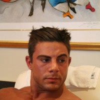 Musculed latin hunk - Picture 2