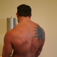 Musculed latin hunk - Picture 3