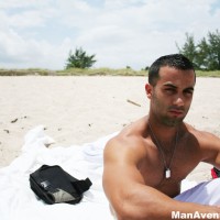 Mike Gomez - Picture 3