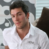 Laurence - Picture 1