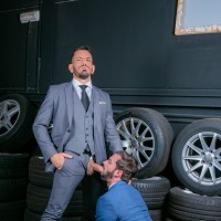 Extra Parts - Picture 16