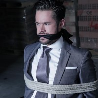 Mantrap - Picture 3