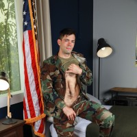 Julian Brady gets fucked by Damien King - Picture 1