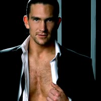 Macho guy is boasting with his love stick - Picture 2