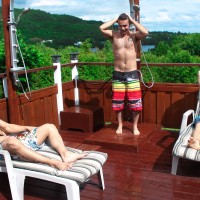 Cottage Romp - Picture 1