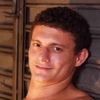 Sexy hunk shoots - Picture 14