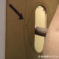 Nathaniel gets a blowjob - Picture 2