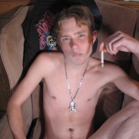 Billy Da Kidd smokes and shows his dick - Picture 9