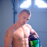 James Huntsman naked - Picture 12