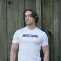 Clark Kent shows his perfect body - Picture 1