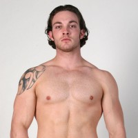 Clark Kent shows his perfect body - Picture 8