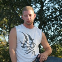 Hairy hunk Rod Spunkel jacking off - Picture 3